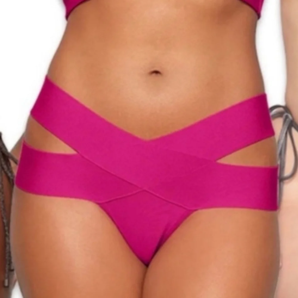 NWT SKIMS KNIT SWIM STRAPPY BIKINI BOTTOMS IN MAGENTA